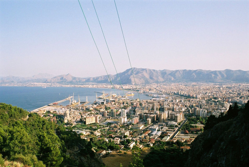 800px-palermo-panorama-bjs-3