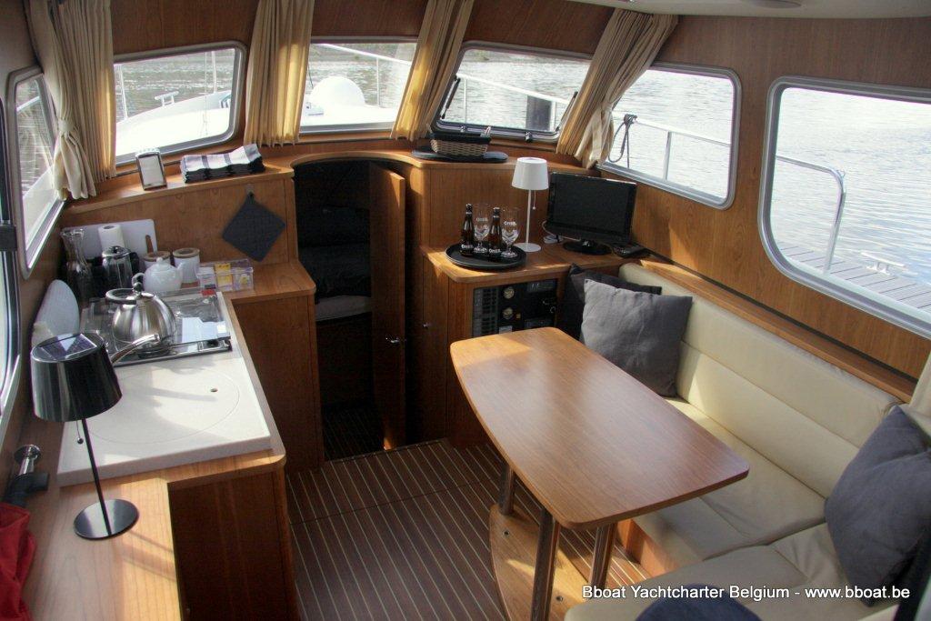 2012 omer interieur 066.jpg